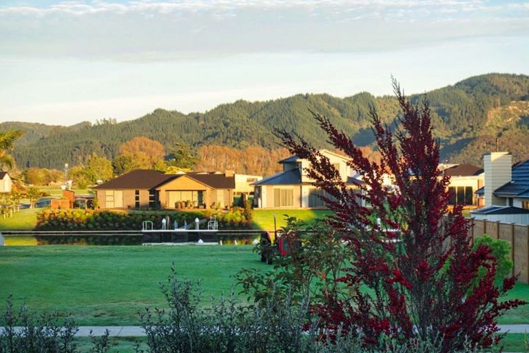 Photo of property in 60 Leeward Drive, Whitianga, 3510