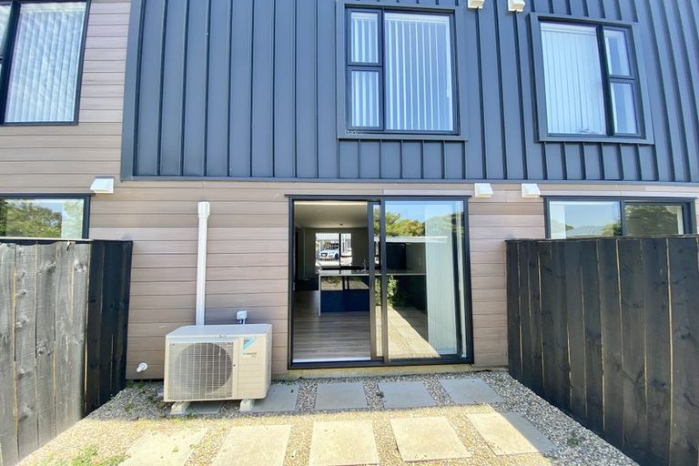 Photo of property in 43 Marumaru Lane, Manurewa, Auckland, 2102