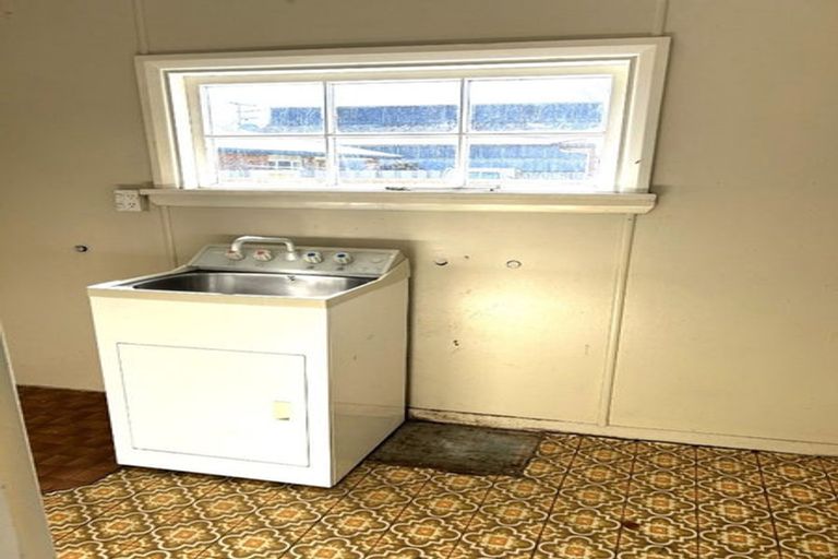 Photo of property in 74 Lincoln Road, Masterton, 5810