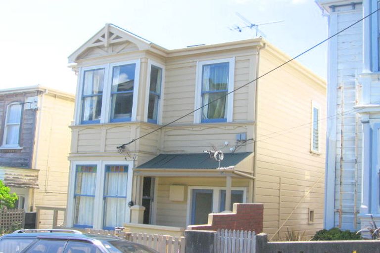 Photo of property in 123 Tasman Street, Mount Cook, Wellington, 6021