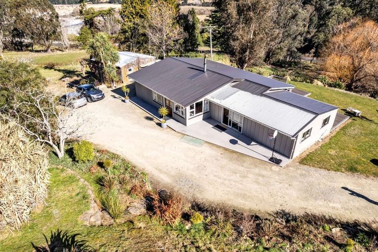 Photo of property in 2162 Herbert-hampden Road, Herbert, Oamaru, 9495