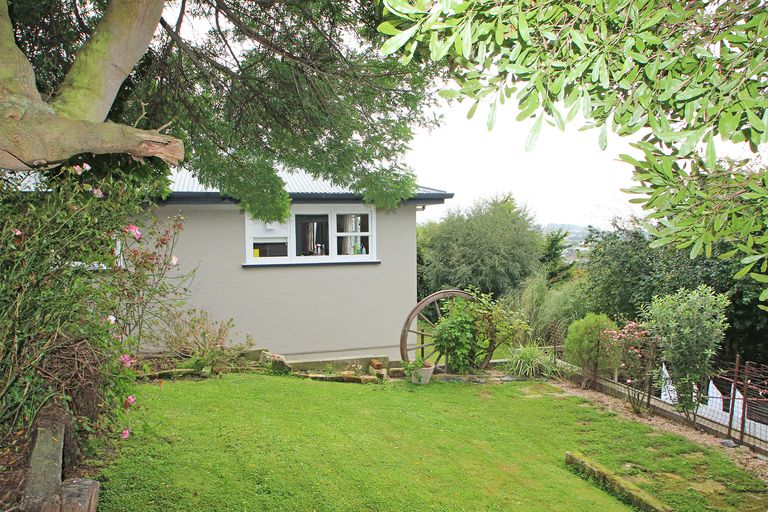 Photo of property in 1 Tay Street, Oamaru North, Oamaru, 9400