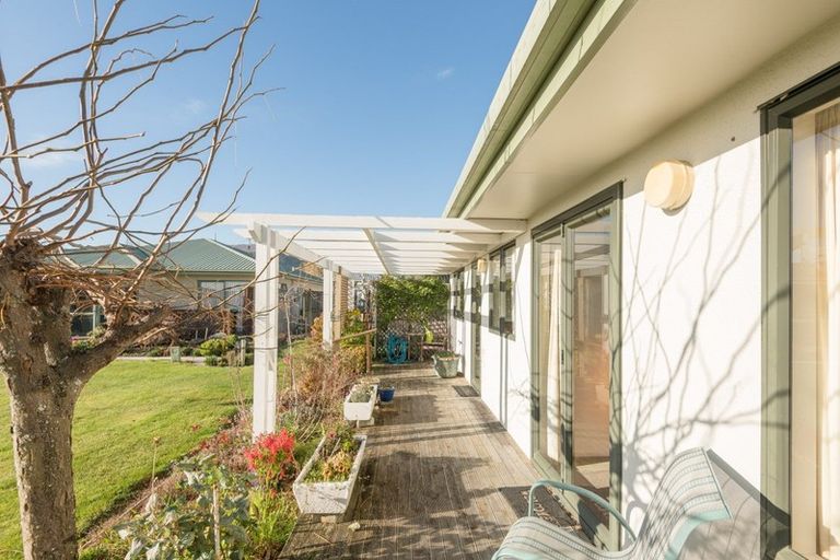 Photo of property in 21 Hawthorn Way, Richmond, 7020