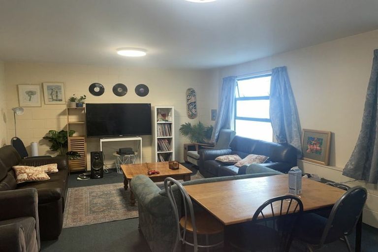 Photo of property in Te Awhina Apartments, 22u2 Sussex Street, Mount Cook, Wellington, 6021