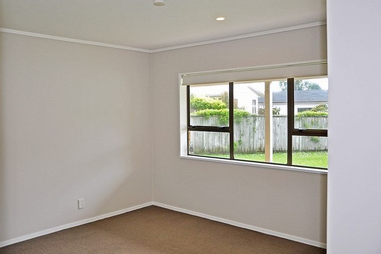 Photo of property in 11 Manuka Street, Orewa, 0931