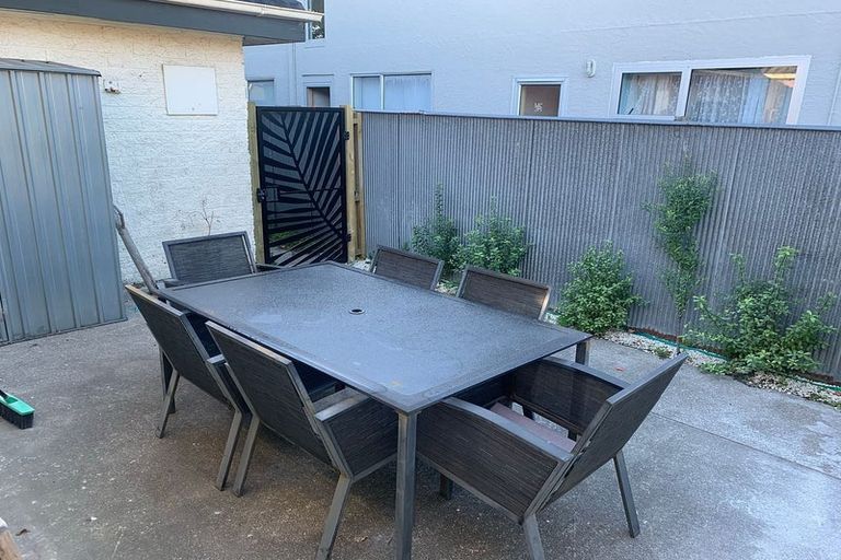 Photo of property in 2/350 Worcester Street, Linwood, Christchurch, 8011