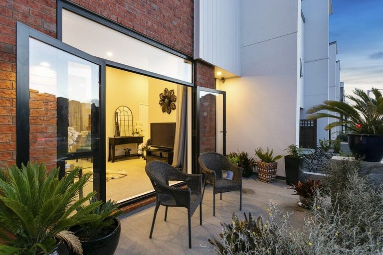 Photo of property in 123 Hobsonville Point Road, Hobsonville, Auckland, 0616