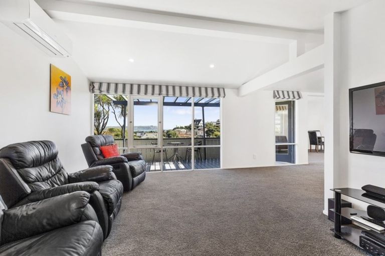 Photo of property in 19 Thornley Street, Titahi Bay, Porirua, 5022