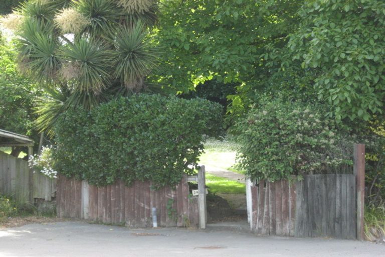 Photo of property in 24 Taupata Street, Redcliffs, Christchurch, 8081