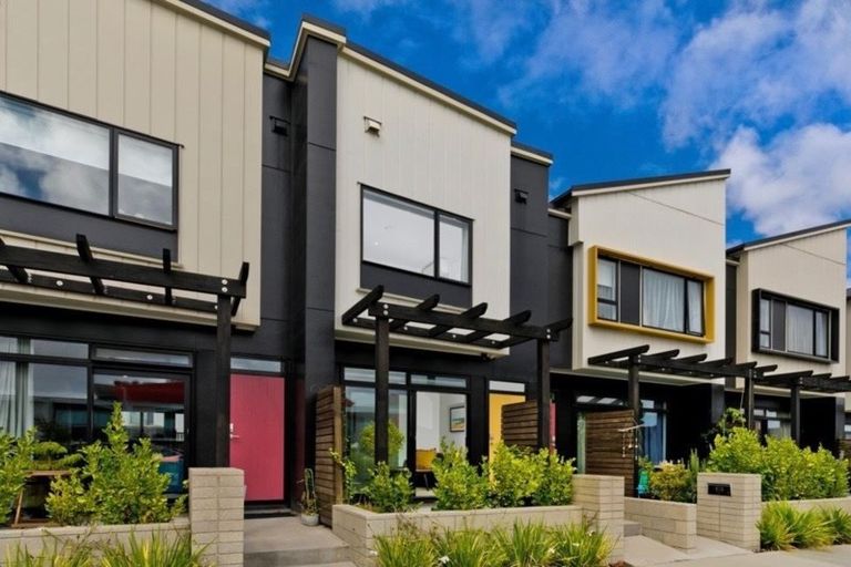 Photo of property in 81c Hobsonville Point Road, Hobsonville, Auckland, 0616