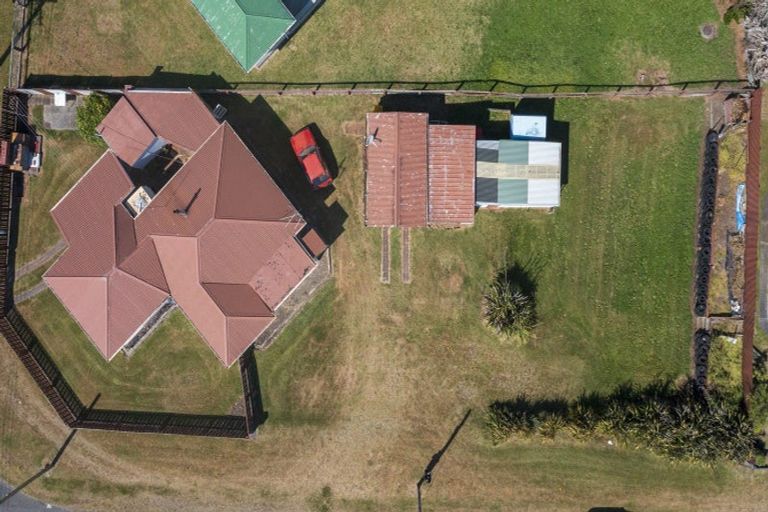 Photo of property in 12 Roore Street, Foxton Beach, Foxton, 4815