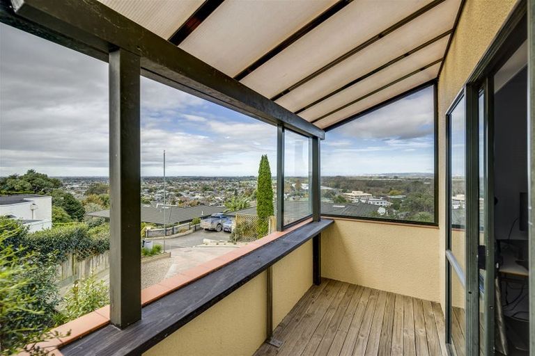 Photo of property in 89a Churchill Drive, Taradale, Napier, 4112