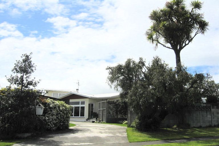 Photo of property in 5 Keats Crescent, Stoke, Nelson, 7011