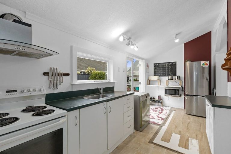 Photo of property in 71 Wilford Street, Wallaceville, Upper Hutt, 5018