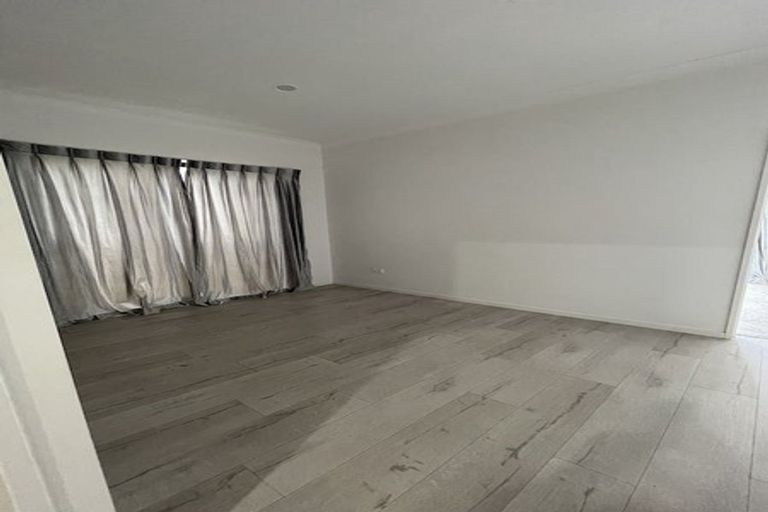 Photo of property in 34 Lime Hill Rise, Flat Bush, Auckland, 2019