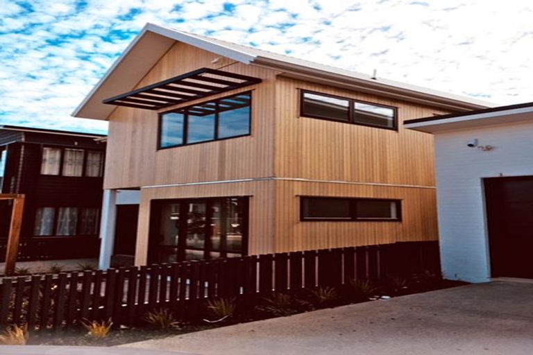 Photo of property in 15 Grey Warbler Road, Hobsonville, Auckland, 0616