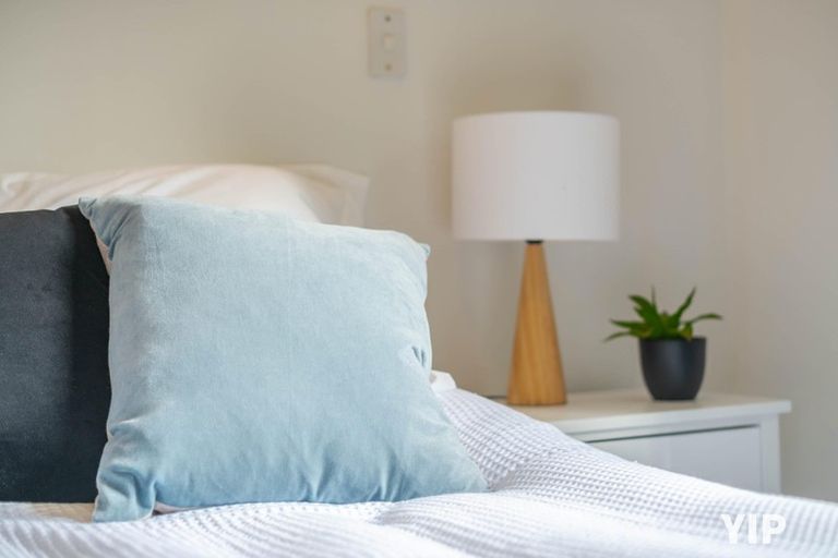 Photo of property in 27a Fernhaven Grove, Newlands, Wellington, 6037