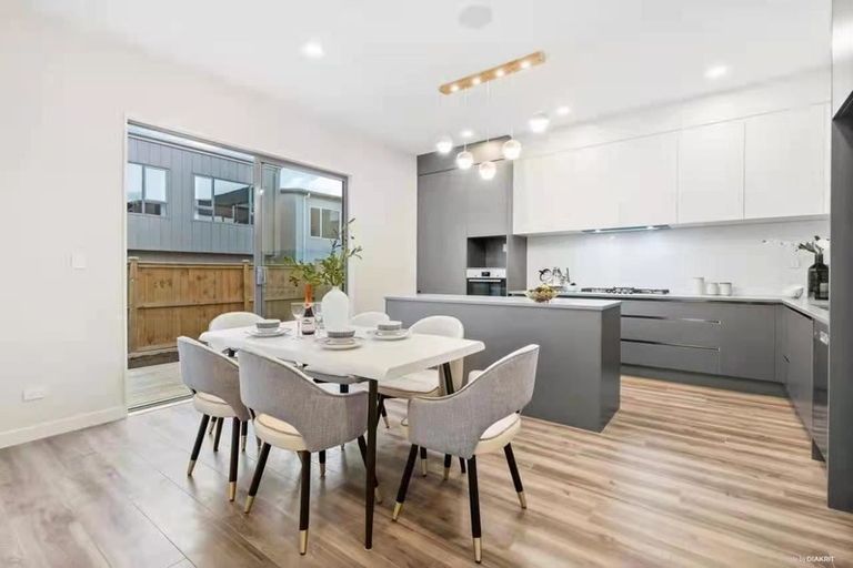 Photo of property in 26 Mata Road, Massey, Auckland, 0614