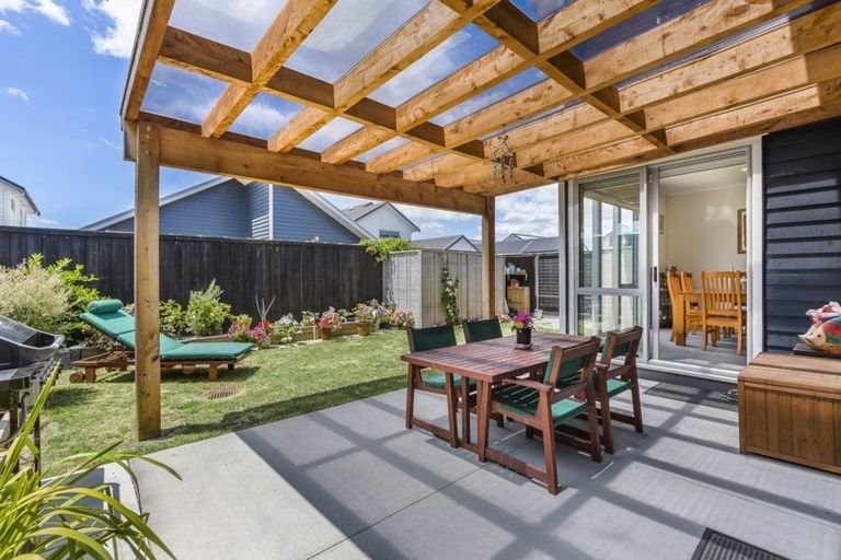 Photo of property in 8 Poaka Road, Hobsonville, Auckland, 0618