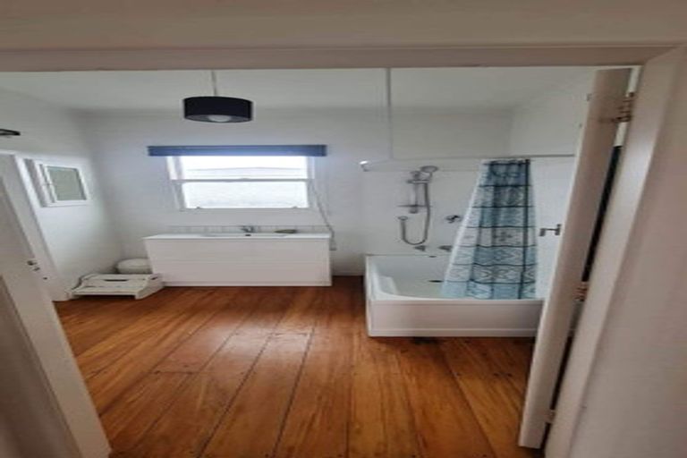 Photo of property in 565 Aberdeen Road, Te Hapara, Gisborne, 4010