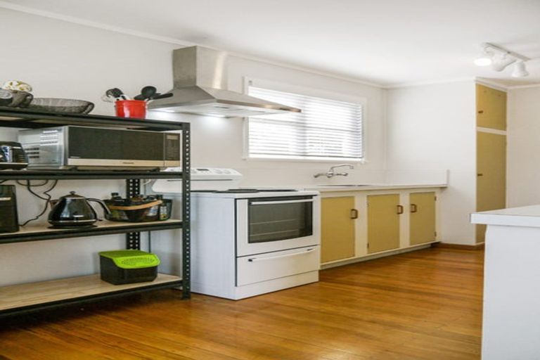 Photo of property in 60 Bould Street, Johnsonville, Wellington, 6037