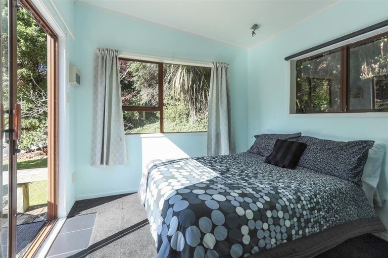 Photo of property in 17 Tombleson Road, Lake Rotoma, Rotorua, 3074