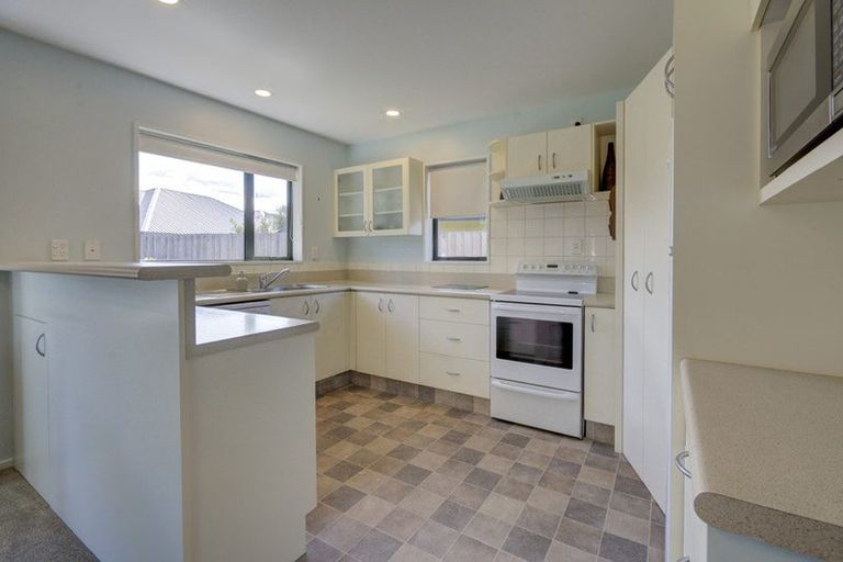 Photo of property in 17b Matawai Close, Rangiora, 7400