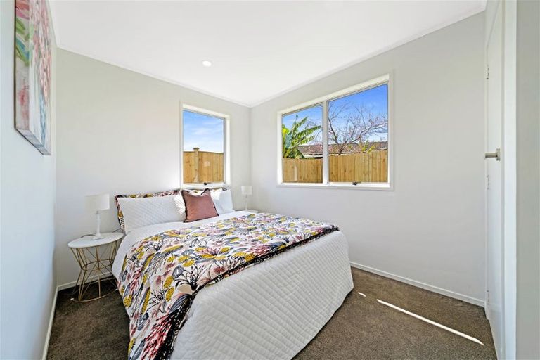 Photo of property in 6 Virgo Place, Kawaha Point, Rotorua, 3010