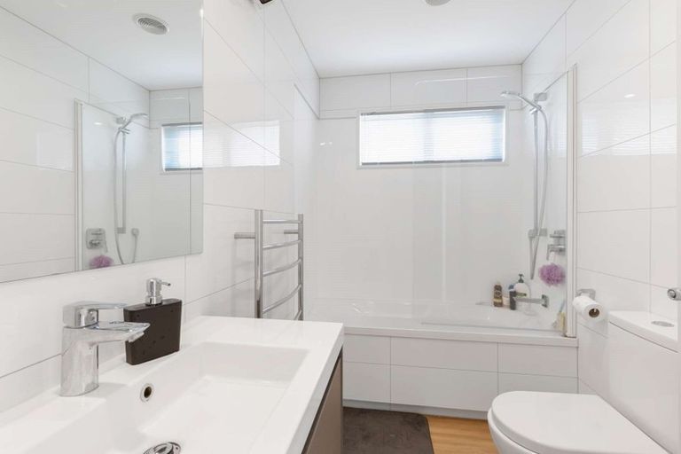 Photo of property in 54 Te Napi Drive, Takanini, 2112