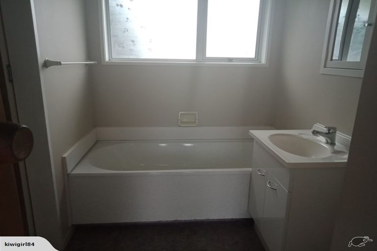 Photo of property in 3/350 Worcester Street, Linwood, Christchurch, 8011