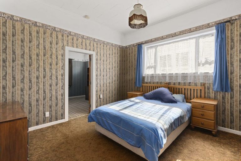 Photo of property in 52 Freyberg Street, Lyall Bay, Wellington, 6022