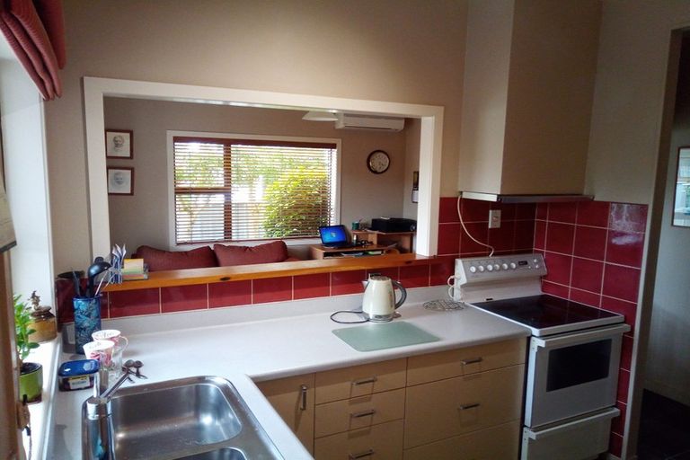 Photo of property in 77 Harris Street, Pukekohe, 2120