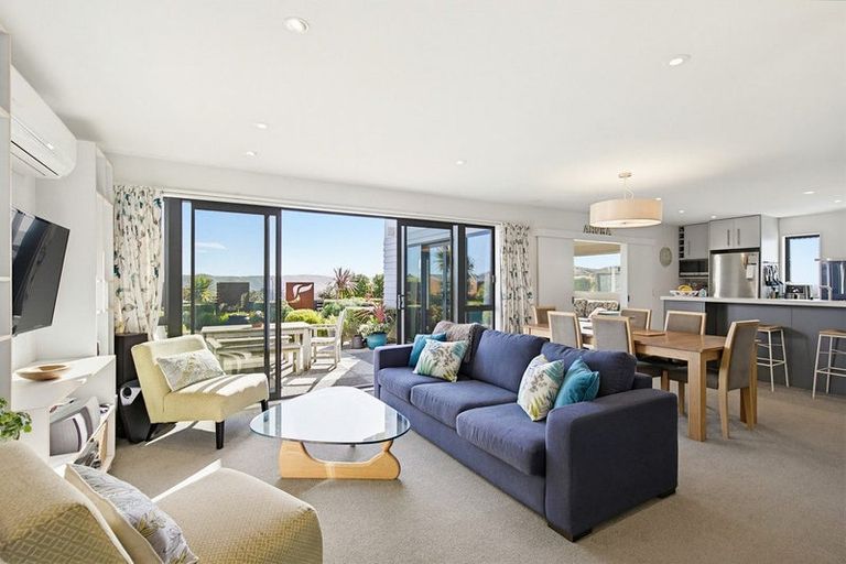 Photo of property in 29 Lacebark Lane, Woodridge, Wellington, 6037