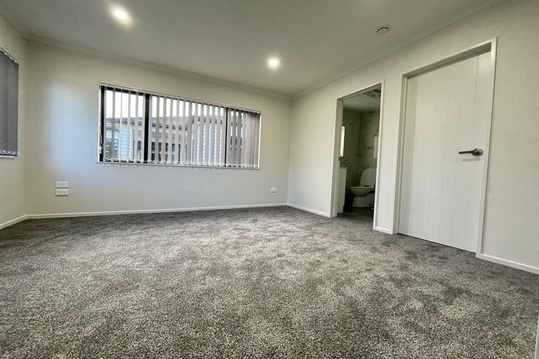 Photo of property in 88a Gloucester Road, Manurewa, Auckland, 2102