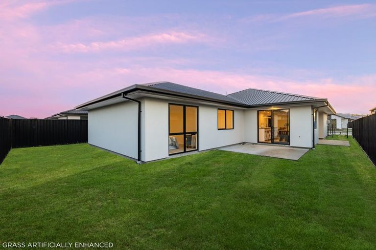 Photo of property in 34 Mcgarry Drive, Kaiapoi, 7630