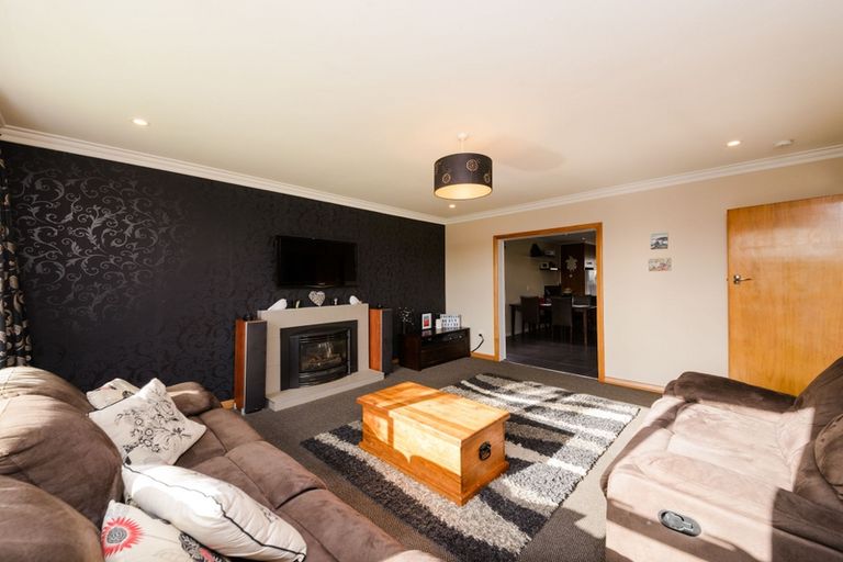 Photo of property in 73 Fairs Road, Milson, Palmerston North, 4414