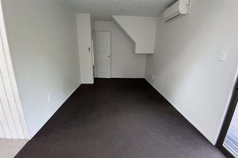 Photo of property in 13 Felstead Street, Birkenhead, Auckland, 0626