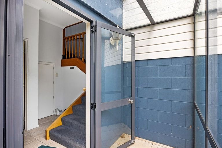 Photo of property in 24 Rosendale Avenue, Spotswood, New Plymouth, 4310