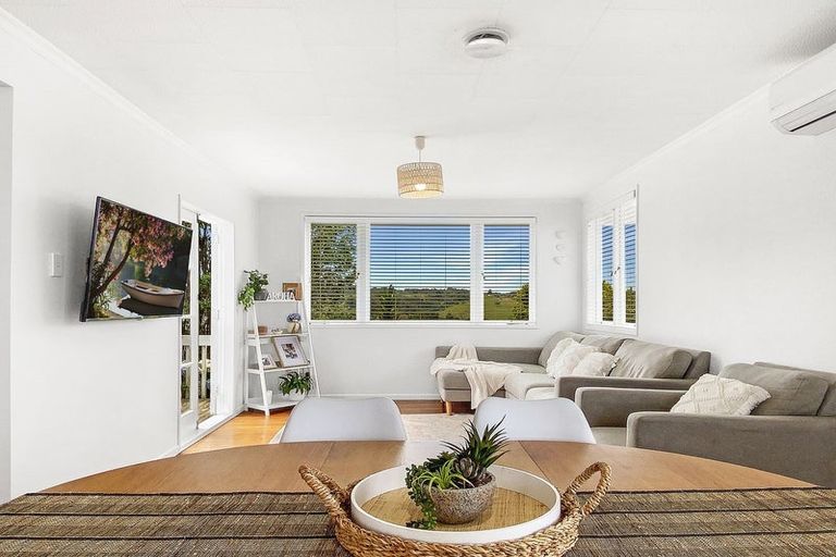 Photo of property in 20 Ogle Crescent, Te Kamo, Whangarei, 0112