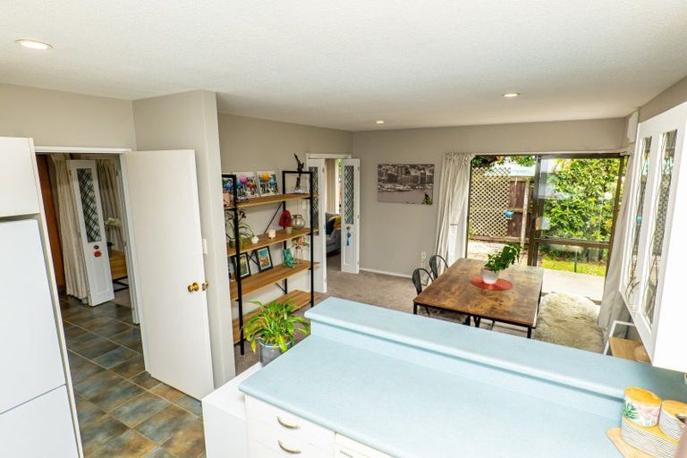 Photo of property in 28 Staveley Street, Avonhead, Christchurch, 8042