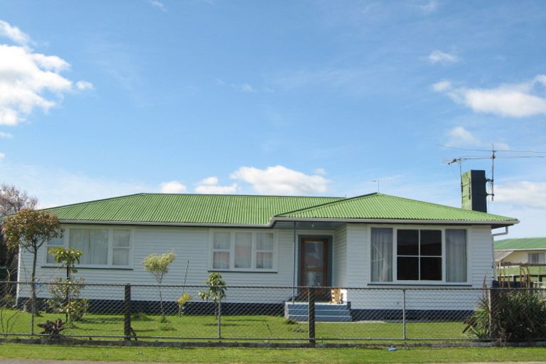 Photo of property in 14 Churchill Avenue, Wairoa, 4108