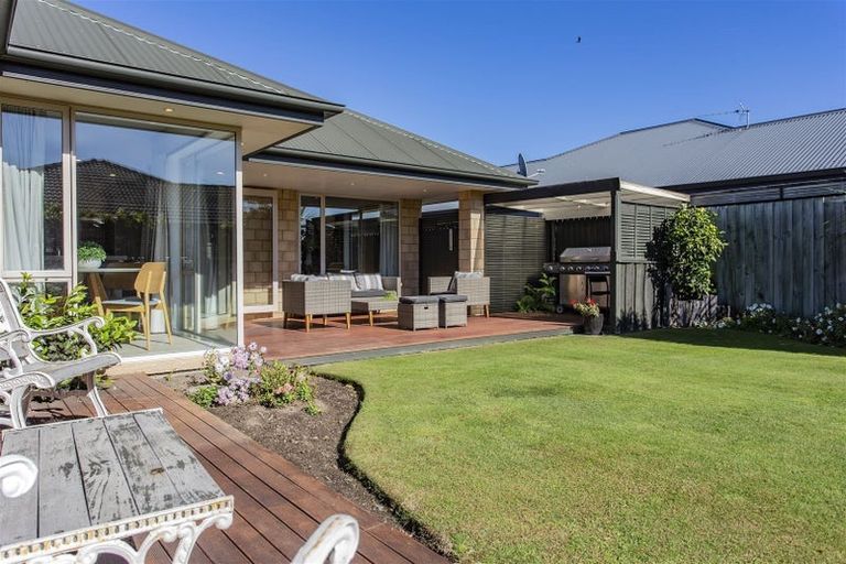 Photo of property in 27 Magnolia Boulevard, Kaiapoi, 7630