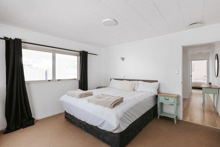 Photo of property in 1126 Papamoa Beach Road, Papamoa Beach, Papamoa, 3118