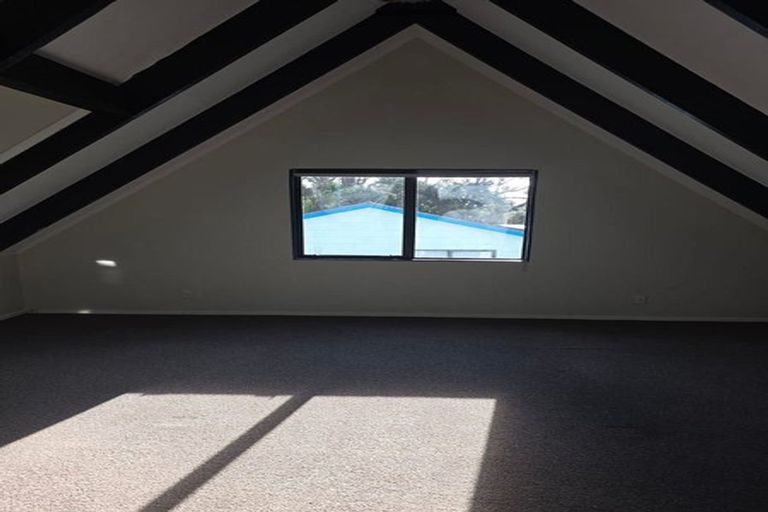 Photo of property in 20 Kerkwall Drive, Naenae, Lower Hutt, 5011