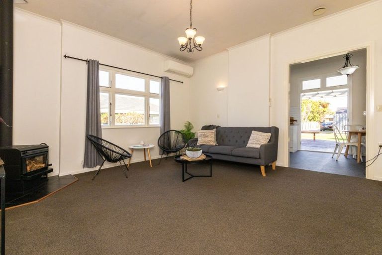 Photo of property in 60 Albert Street, Palmerston North, 4414
