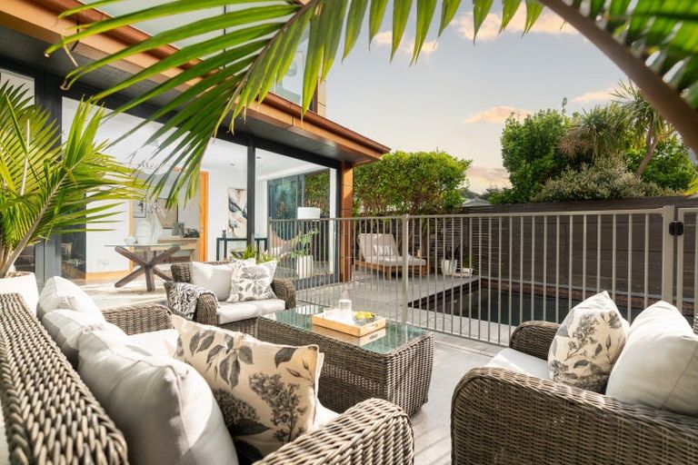 Photo of property in 11 Boardwalk Lane, Seatoun, Wellington, 6022