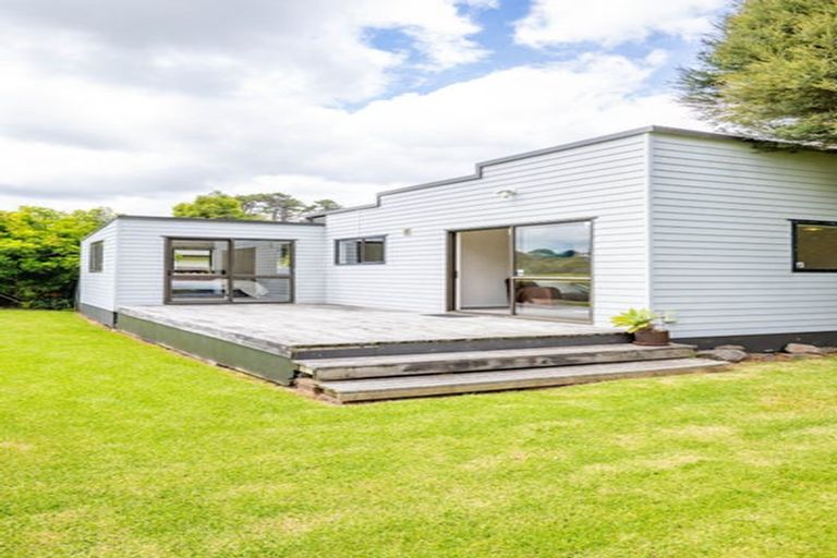 Photo of property in 25 Cross Street, Raglan, 3225