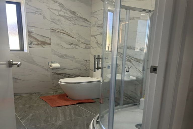 Photo of property in 203 Kyle Road, Greenhithe, Auckland, 0632