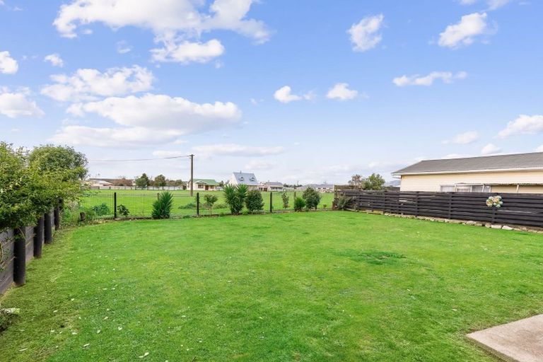 Photo of property in 14 Grenville Street, Levin, 5510