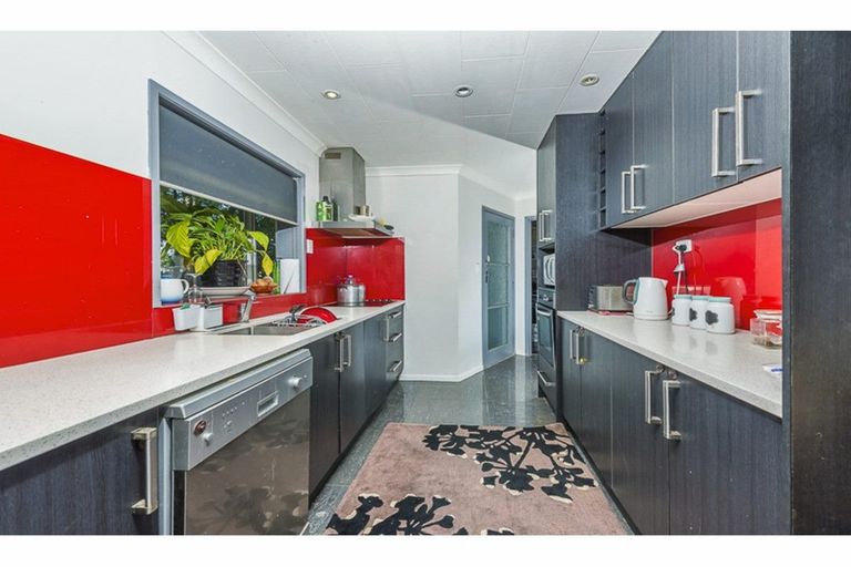 Photo of property in 4 Mcshane Street, Pukekohe, 2120